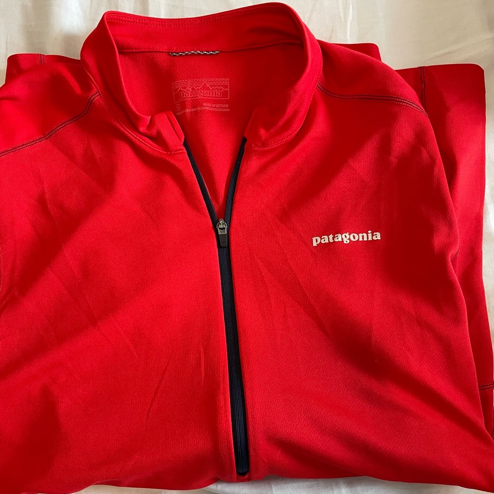 Patagonia red zip up